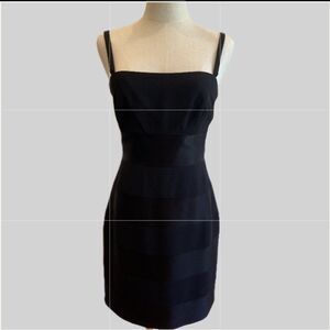 Laundry by Shelli Segal NWOT Elegant Classic Little Black Sleeveless Dress 4
